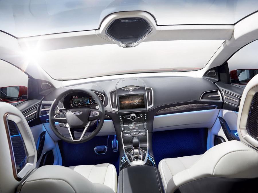  Ford Edge Concept 2013 года  (фото 18 из 54)